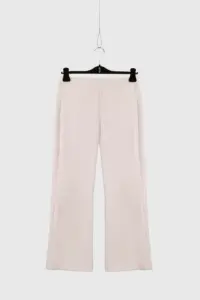 Pantaloni flare in velluto